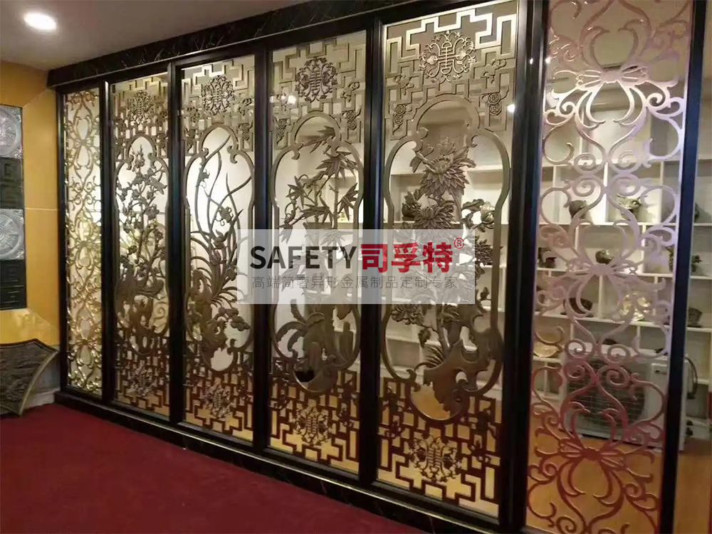 金屬屏風(fēng)有哪些種類？什么材質(zhì)的金屬屏風(fēng)好？[司孚特金屬屏風(fēng)](圖4)