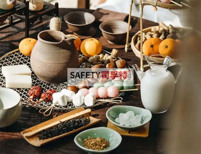 圍爐煮茶驟然爆火，一套好的圍爐茶桌必不可少[司孚特圍爐茶桌,炭火爐](圖2)